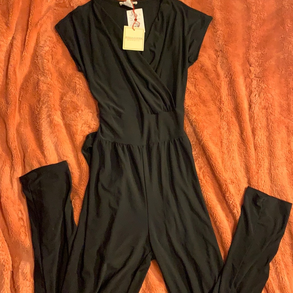Rolla Coster Short sleeved black pant suit SZ Small NWT